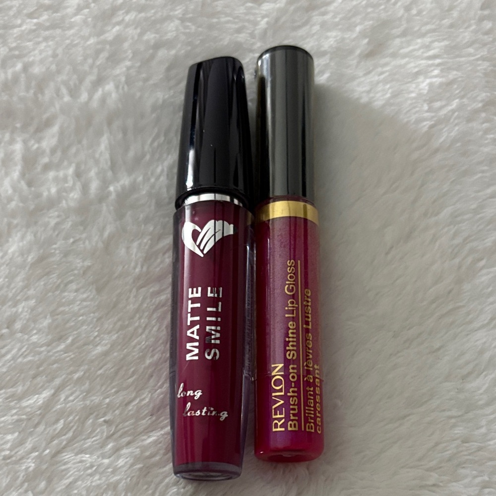 Revlon Lip Gloss Duo - Deep Red and Berry